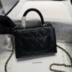 MINI FLAP BAG 14 IN BLACK GRAINED CALFSKIN GOLD HARDWARE - Image 5