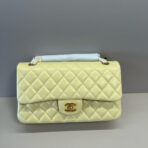 25C FLAP BAG 25 IN YELLOW QUILTED LAMBSKIN GOLD HARDWARE - Image 10