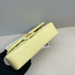 25C FLAP BAG 25 IN YELLOW QUILTED LAMBSKIN GOLD HARDWARE - Image 6
