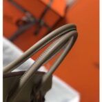 HERM Birkin 35cm Bag In Gris Tourterelle   GHW - Image 4