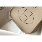 HERM Evelyne III TPM Bag In Tourterelle - Image 4