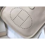 HERM Evelyne III 29 PM Bag In Craie - Image 7