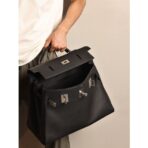 HERM Kelly 42 Maxi  Bag in Black - Image 7