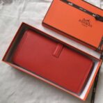 HERM Jige Elan 29 Clutch In Red - Image 2