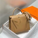 HERM Kelly 25cm Sellier Bag In Chai   GHW - Image 4