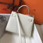 HERM Kelly 25cm Sellier Bag In White - Image 2