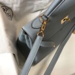 HERM Kelly 28cm Bag In Blue Lin   GHW - Image 6