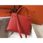HERM Kelly 28cm Bag In Red   GHW - Image 2