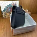 HERM Kelly Depeches 36 Briefcase in Black - Image 8