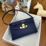 HERM Kelly Elan  Bag In Blue Saphir Chevre Mysore - Image 4