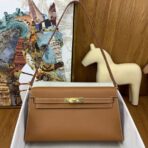 HERM Kelly Elan  Bag In Gold Chevre Mysore