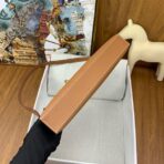 HERM Kelly Elan  Bag In Gold - Image 9