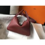 HERM Lindy 26cm Bag In Bordeaux   PHW - Image 2