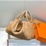 HERM Lindy 30cm Bag In Chai   GHW - Image 3