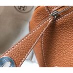 HERM Lindy 30cm Bag In Gold   PHW - Image 5