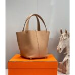 HERM HERM Picotin Lock 22 Bag In Chai - Image 5