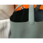 HERM Picotin Lock 22 Bag In Vert Amande - Image 7