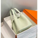 HERM HERM Picotin Lock 22 Bag In Vert Fizz - Image 3