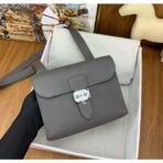 HERM Sac a Depeches 21 Bag in Etain - Image 4