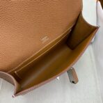 HERM Sac a Depeches 21 Bag in Gold - Image 6