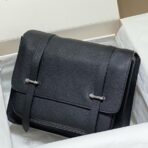 HERM Steve 30 Messenger Bag in Black