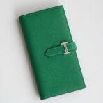 HERM Bearn Long  Wallet in Vert Vertigo