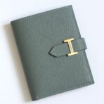 HERM Bearn Compact  Wallet in Vert Amande Chevre Mysore Goatskin