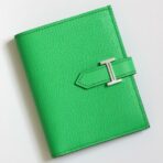 HERM Bearn Compact  Wallet in Vert Comics Chevre Mysore Goatskin