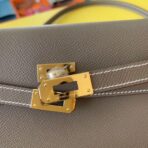 HERM Kelly Classique To Go Wallet In Taupe - Image 6