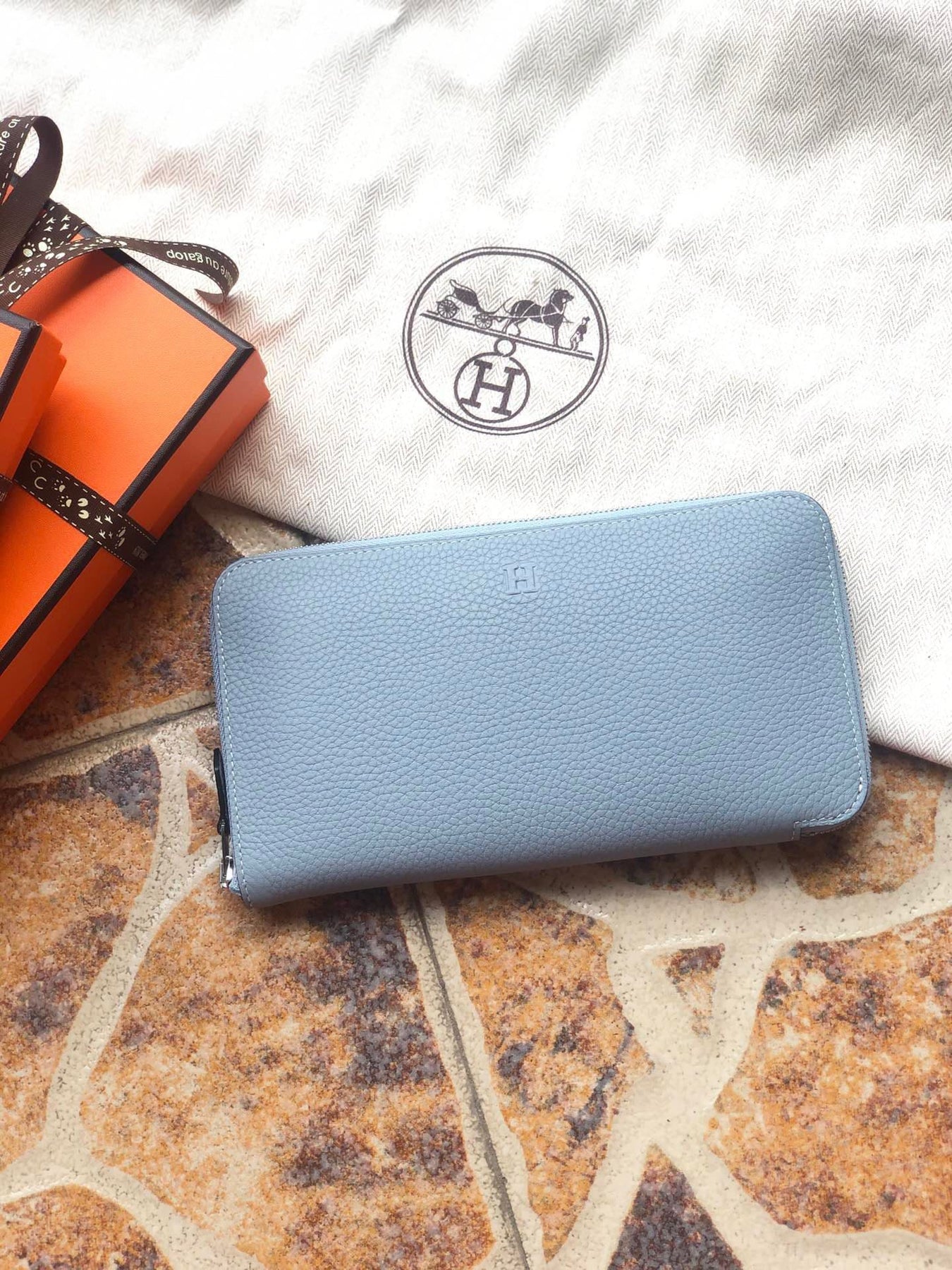 image_1800x1800_2181b5df-f7c7-48ad-846e-d4a3b17e65a4.jpg HERM Wallet - Image 1
