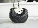 CHA 23p Hobo Bag (small) - Image 5