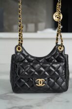 CHA 23C Hobo bag (small) - Image 2