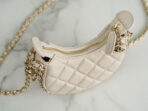 CHA 23p Hobo Bag (small) - Image 8