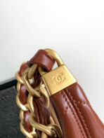 HOBO BAG 22 IN RED BROWN SHINY CALFSKIN GOLD HARDWARE - Image 4