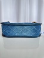 CC 25 HOBO HANDBAG IN LIGHT BLUE DENIM DIP - Image 9