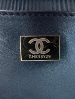 CC 25 HOBO HANDBAG IN LIGHT BLUE DENIM DIP - Image 6