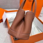 GARDEN PARTY 23CM IN UMBER BROWN - Image 4