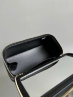 CC Vanity Case Pearl 17cm Black Lambskin Gold hardware - Image 6