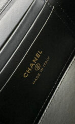 CC Vanity Case Pearl 17cm Black Lambskin Gold hardware - Image 10