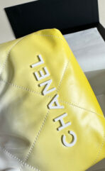 CC HOBO MINI 20CM YELLOW WHITE LAMBSKIN - Image 10