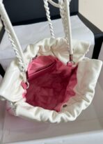 CC HOBO MINI 20CM PINK WHITE LAMBSKIN - Image 6
