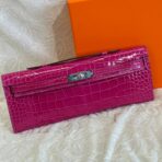 KELLY CUT 31 IN MAGENTA PURPLE SHINNY ALLIGATOR LEATHER  WITH SILVER HARDWARE