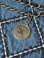 CC LARGE 42 CROSSBODY BAG IN BLUE DENIM WITH CHAIN - Image 7