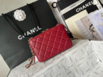 CC 16 CAMERA BAG IN BURGUNDY RED CALFSKIN AND GOLD PLATED METAL - Image 4
