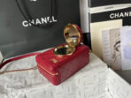 CC 16 CAMERA BAG IN BURGUNDY RED CALFSKIN AND GOLD PLATED METAL - Image 5