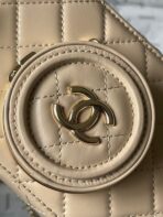 CC 16 CAMERA BAG IN DARK BEIGE CALFSKIN AND GOLD PLATED METAL - Image 6