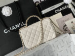 CC MINI 18 FLAP BAG IN WHITE LAMBSKIN - Image 4