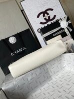 CC MEDIUM 36 SHOPPING BAG IN WHITE CALFSKIN - Image 10