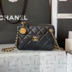 CAMERA BAG 18 IN BLACK QUILTED LAMBSKIN DOUBLE C GOLD COIN - Image 2