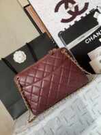 CAMERA BAG 24 IN BUCCANEER RED QUILTED LAMBSKIN DOUBLE C GOLD COIN - Image 3